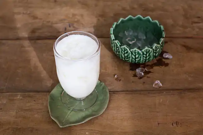 Bolo de iogurte com cobertura de Ninho