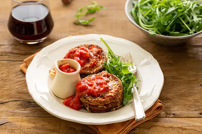 Rolinhos de berinjela low carb