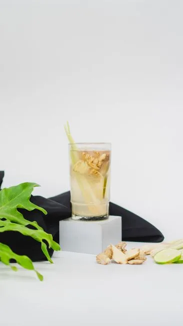 Foto da receita pronta de Chá Mate Batido com Limão e Gengibre