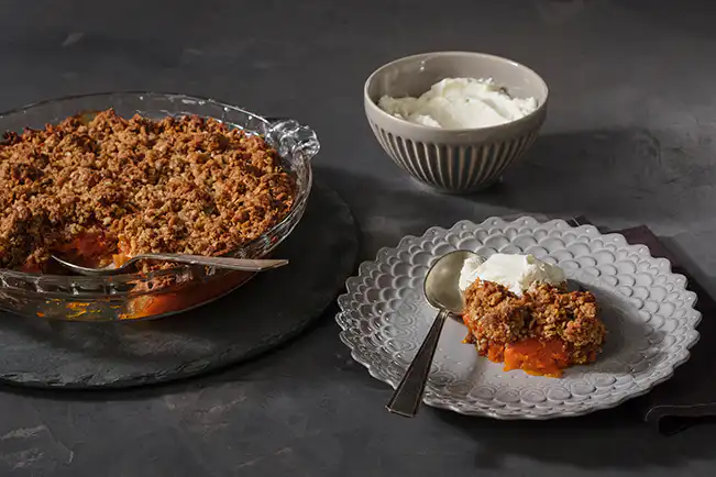 Foto da receita pronta de Crumble de uva