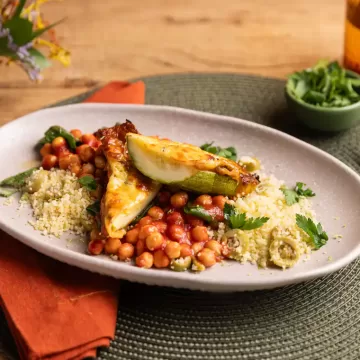 Abobrinha gratinada com ensopado de tomate e grão-de-bico na Air Fryer da Rita Lobo