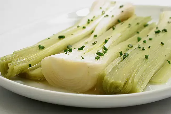 Receita de Alho-poró assado levíssimo