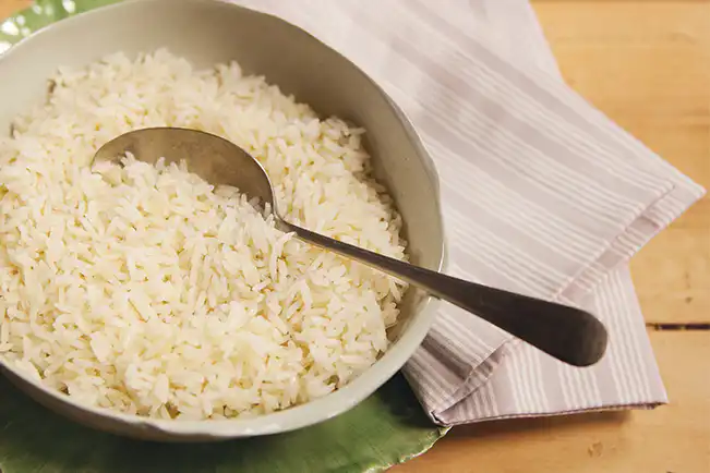 Arroz branco soltinho (8 porções)