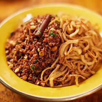 Arroz vermelho festivo