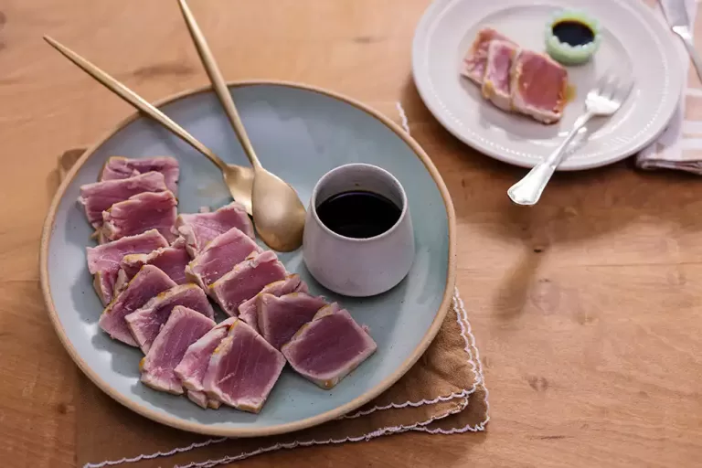 Receita de Atum selado com molho oriental