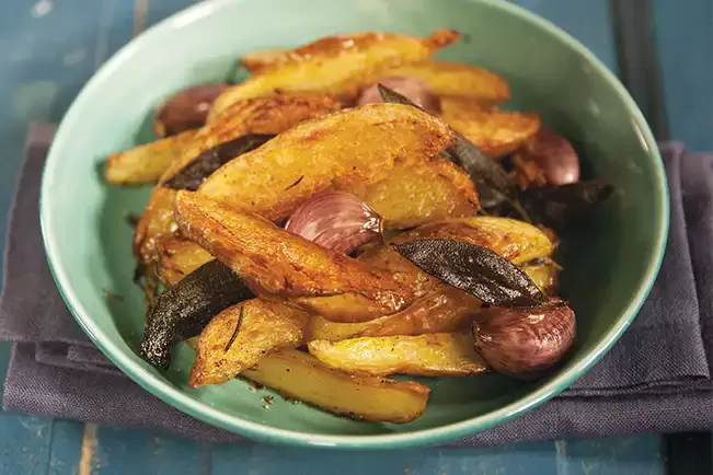 Receita de Batata rústica assada com ervas
