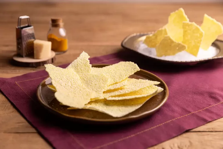 Receita de Beiju de tapioca com cúrcuma e queijo