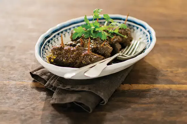Receita de Bife rolê recheado com ameixa