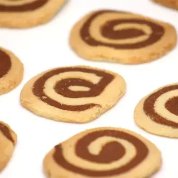 Biscoitinho bicolor