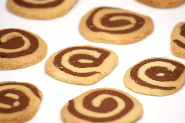 Biscoitinho bicolor
