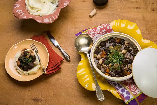 Receita de Boeuf bourguignon na panela de pressão elétrica