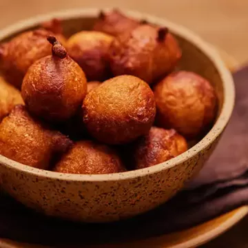 Bolinho de chuva de Gana (puff-puff)