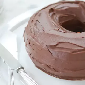Bolo clássico de chocolate