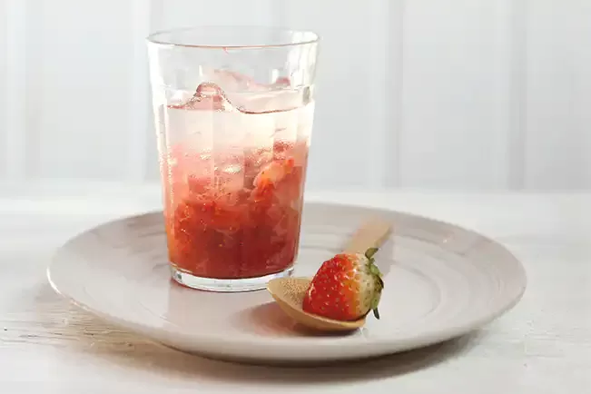 Receita de Caipirinha de frutas vermelhas