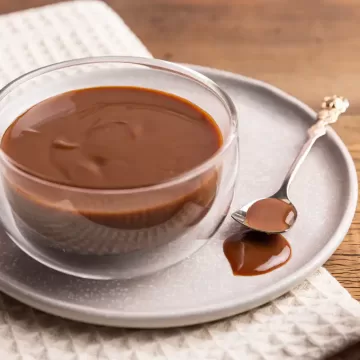 Calda de caramelo com leite