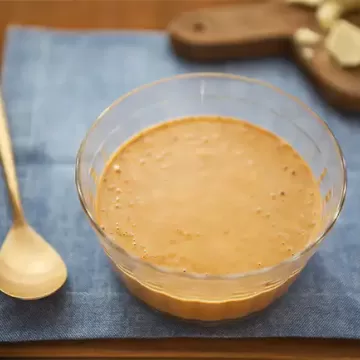 Calda de chocolate branco caramelizado