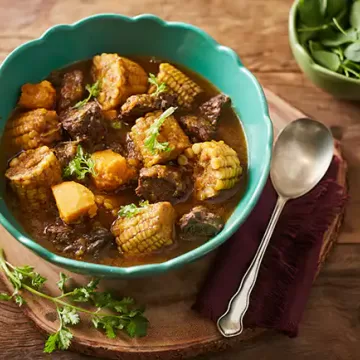 Carne de panela com milho e abóbora