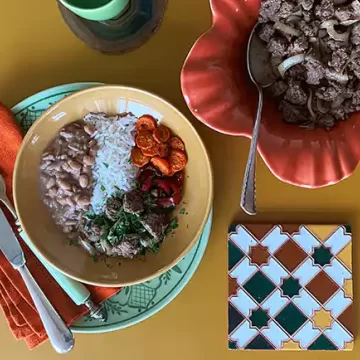 Carne moída com cebola e pimenta síria