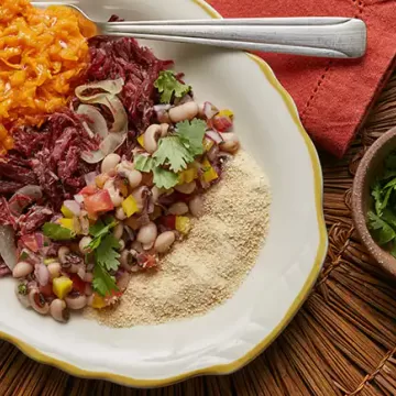 Carne-seca acebolada com manteiga de garrafa