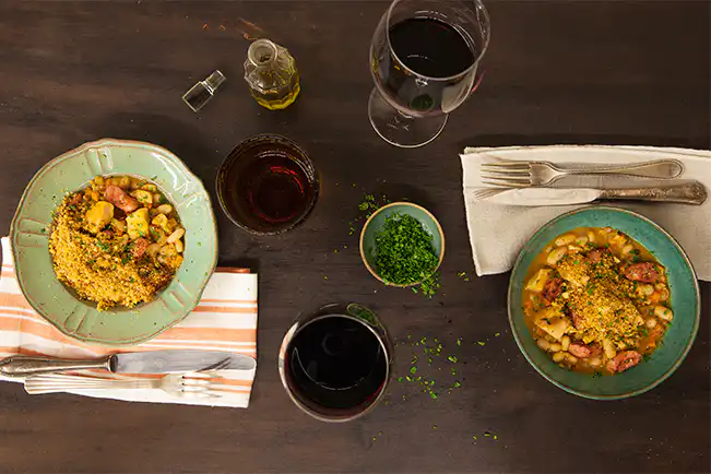 Cassoulet com farofinha de pão