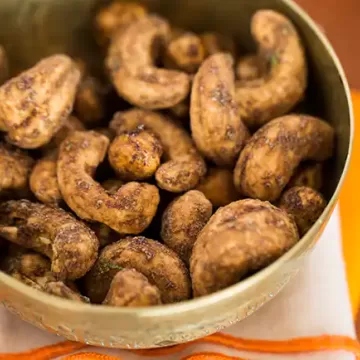 Castanha-de-caju temperada com cominho e limão