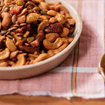 Castanha-de-caju temperada com curry