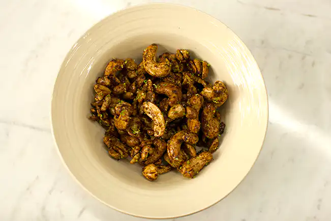 Castanhas carameladas com cominho, canela e limão
