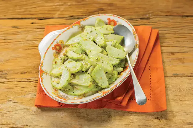 Receita de Chuchu refogado com orégano