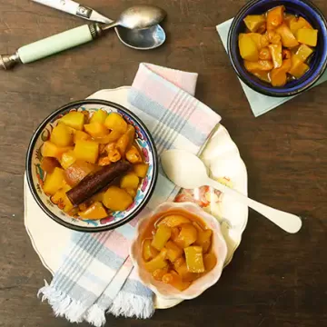 Compota de chuchu com frutas e vinho