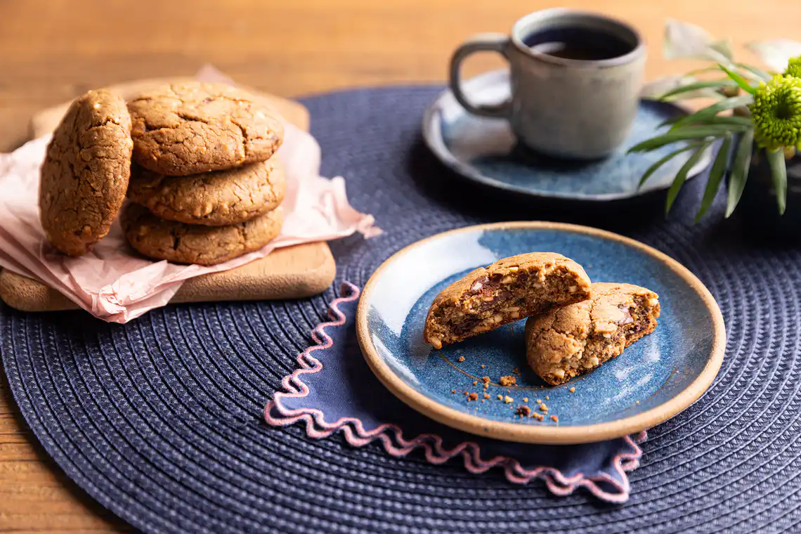 Cookie com chocolate e castanha-de-caju