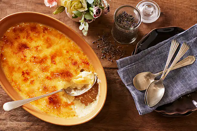 Creme brûlée com lavanda