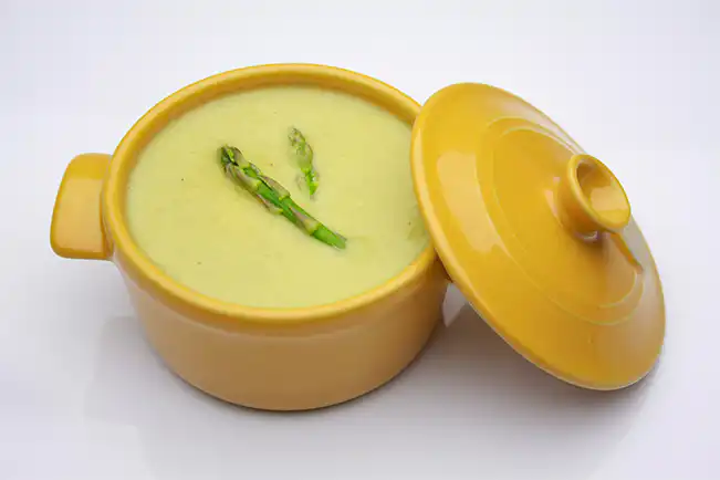 Creme de aspargos frescos