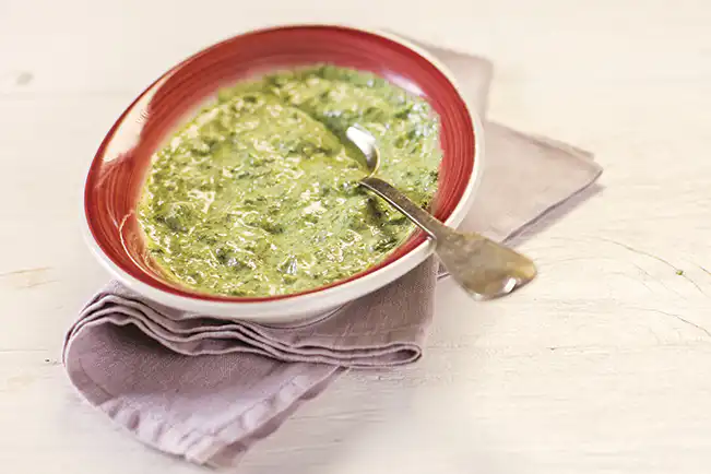 Creme de espinafre com parmesão