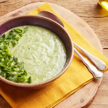 Creme de espinafre fresco