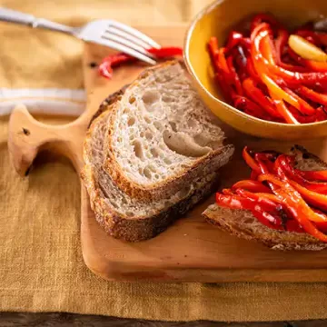 Crostini de pimentão com alho