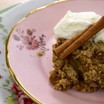 Crumble de aveia com maçã