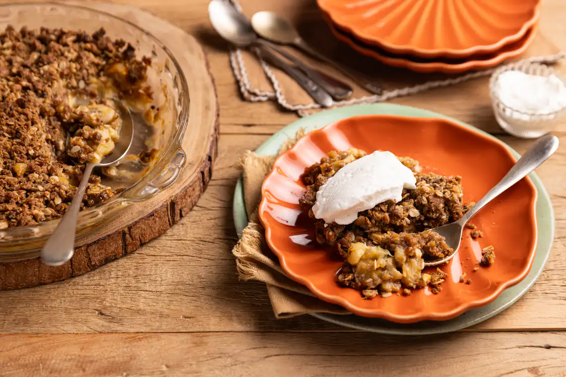 Crumble de banana com chocolate branco