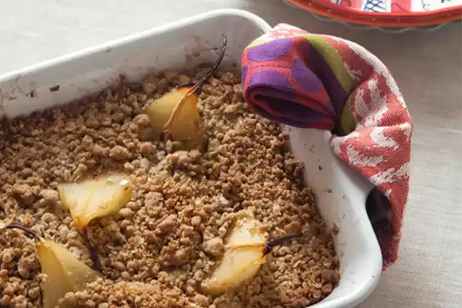 Receita de Crumble de peras ao vinho