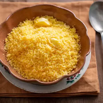 Cuscuz de milho para café da manhã