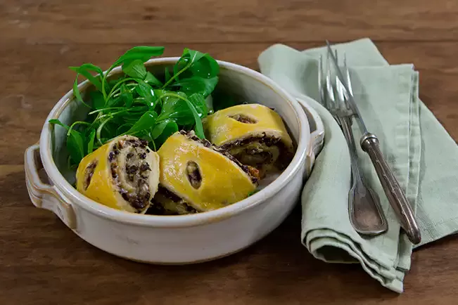 Receita de Enroladinho de parmesão com azeitona