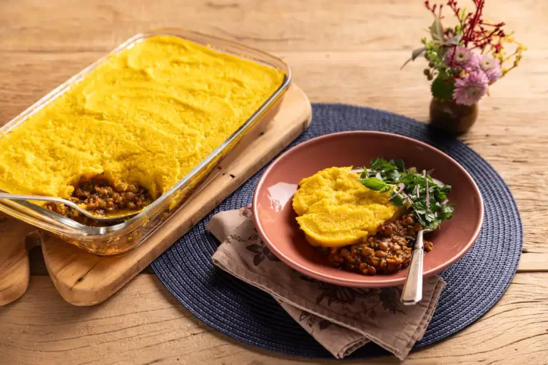 Receita de Escondidinho de lentilha e polenta com abóbora