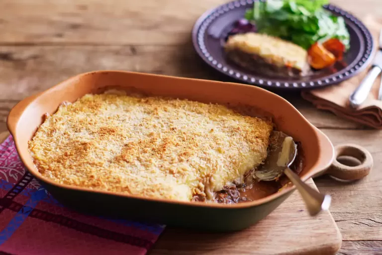Receita de Escondidinho de mandioca com costela desfiada