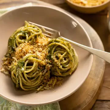 Espaguete ao pesto