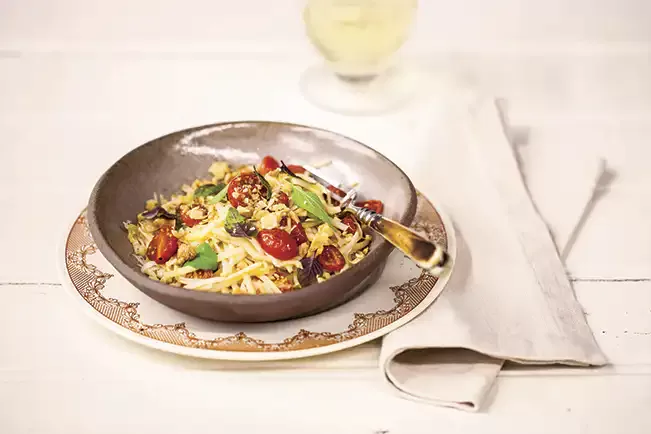 Receita de Espaguete de pupunha com tomate e nozes