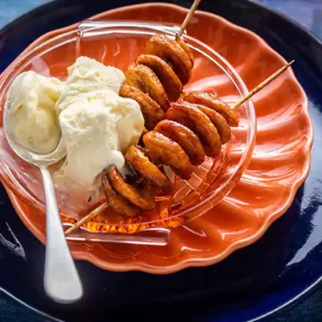 Espiral de banana caramelizada