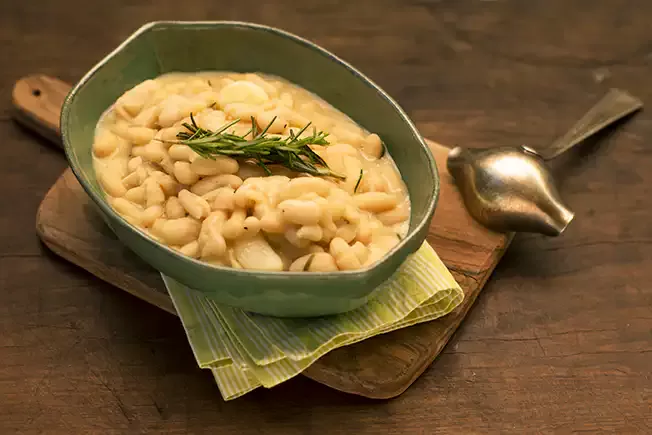 Receita de Feijão-branco com alecrim