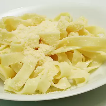 Fettuccine alfredo