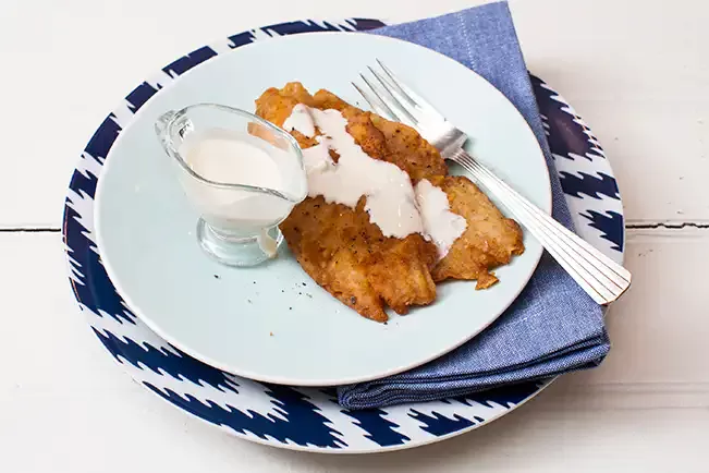 Receita de Filé de pescada frita com molho tahine