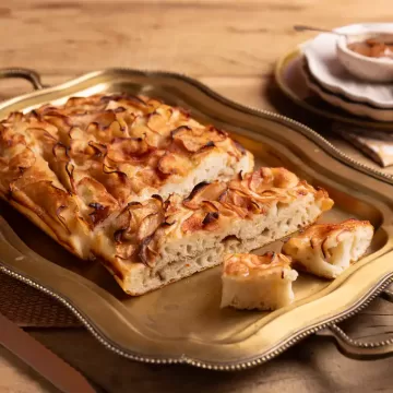 Focaccia de maçã com canela (sem sova)