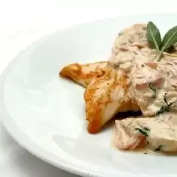 Frango com maçã e sálvia